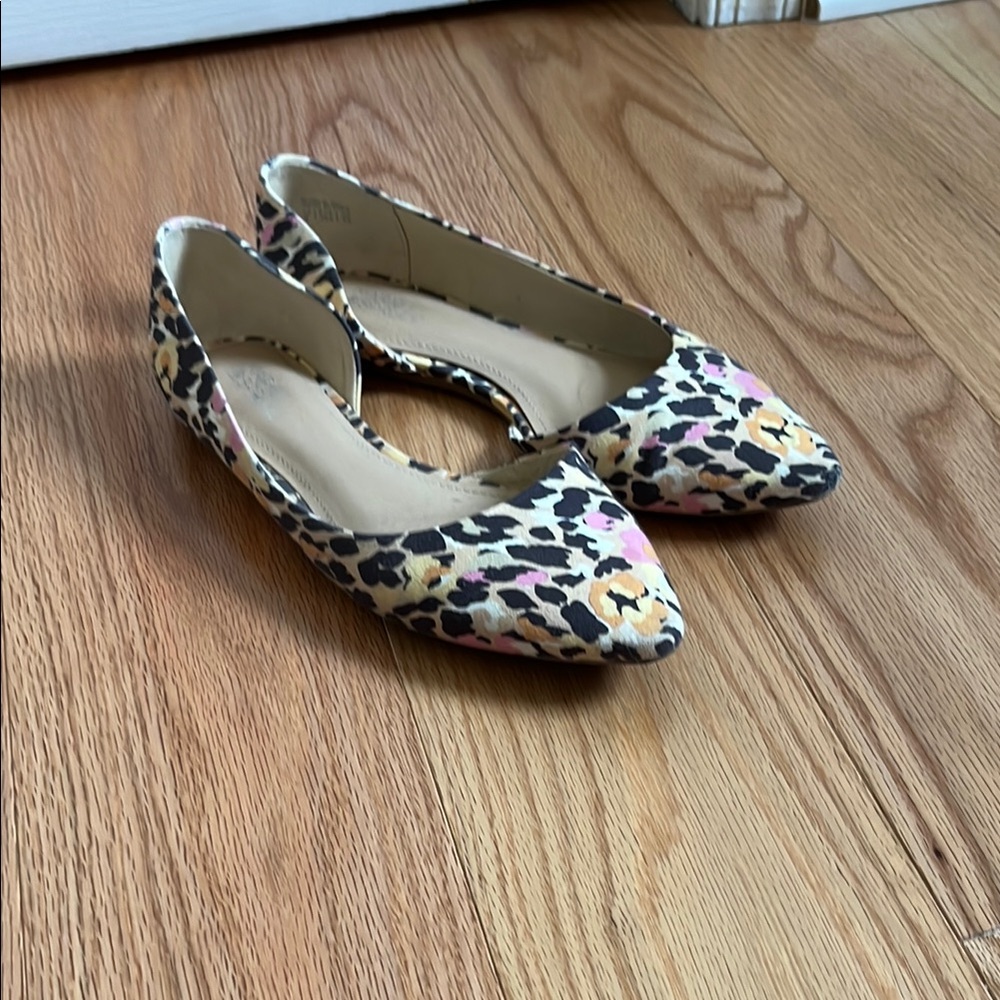 Market & Spruce Multicolor Patterned Flats size 8